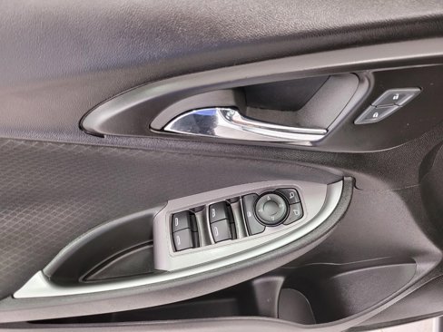 Used 2024 Chevrolet Malibu LT image 13