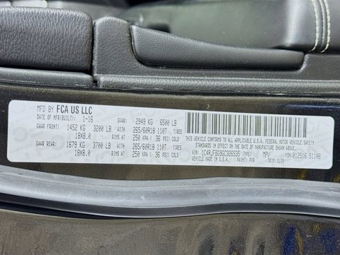 Used 2016 Jeep Grand Cherokee Limited image 36