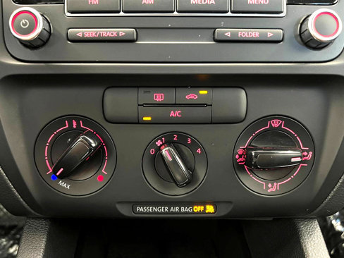 Used 2014 Volkswagen Jetta S image 19