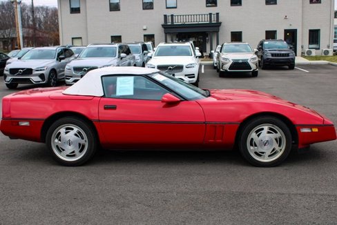 Used 1989 Chevrolet Corvette Convertible image 6