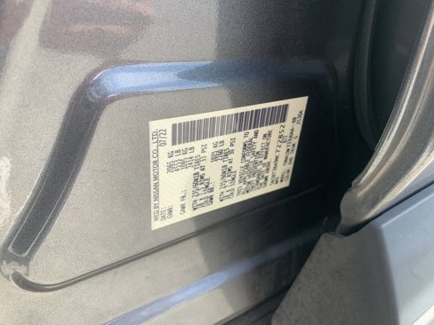 Used 2022 Nissan Rogue SV image 36