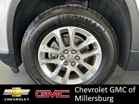 Used 2019 Chevrolet Traverse LT image 12