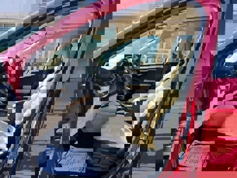 Used 2020 Ford Escape SEL image 9