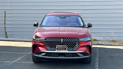 New 2025 Lincoln Nautilus Premier w/ Equipment Group 102A image 2