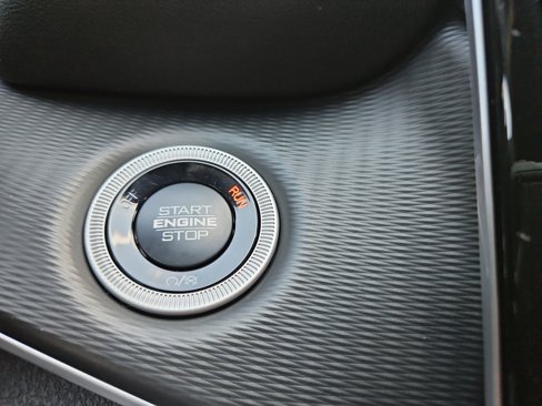 New 2025 Jeep Grand Cherokee L Altitude image 29