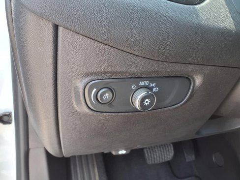 Used 2024 Chevrolet Equinox RS w/ RS Leather Package image 18