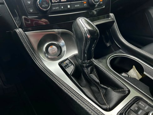 Used 2017 Nissan Maxima 3.5 SV image 24