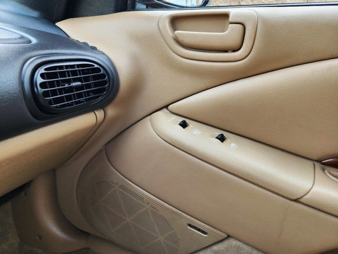 Used 1999 Chrysler Sebring JXI image 39