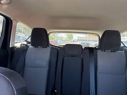 Used 2019 Ford Escape SE image 33