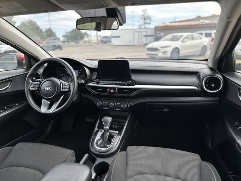 Used 2021 Kia Forte LXS image 17