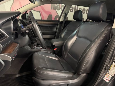 Used 2018 Subaru Outback 2.5i Limited image 18