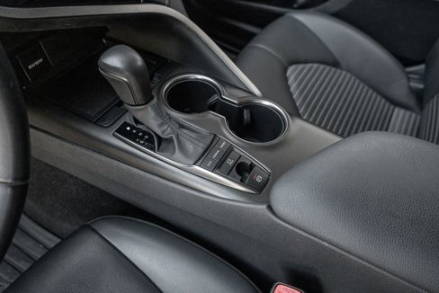 Used 2023 Toyota Camry SE image 10