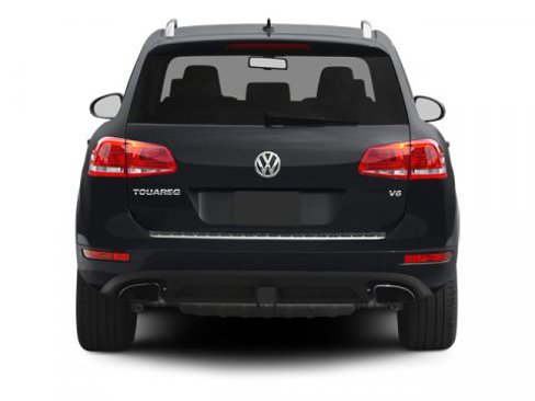 Used 2014 Volkswagen Touareg TDI image 5
