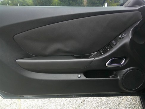 Used 2015 Chevrolet Camaro LT image 9