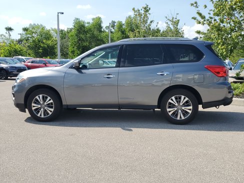 Used 2020 Nissan Pathfinder SV image 8