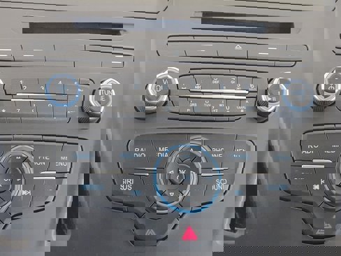 Used 2017 Ford Escape SE image 22