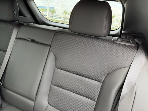 Used 2023 Chevrolet TrailBlazer RS image 35