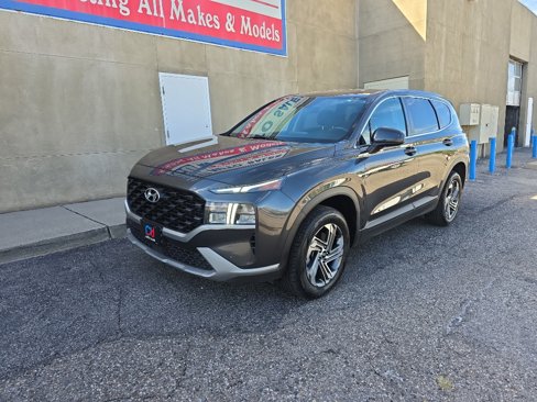 Used 2021 Hyundai Santa Fe SE image 3