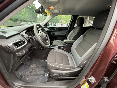 Used 2022 Chevrolet TrailBlazer LT w/ Convenience Package image 16
