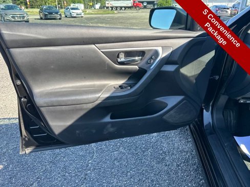 Used 2018 Nissan Altima 2.5 S w/ S Convenience Package image 12