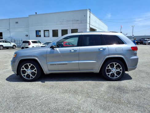 Used 2019 Jeep Grand Cherokee Overland image 28