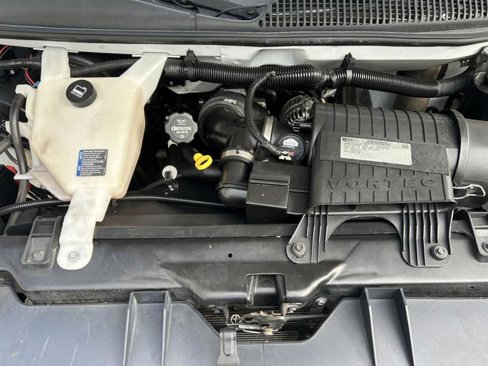 Used 2015 Chevrolet Express 2500 image 17