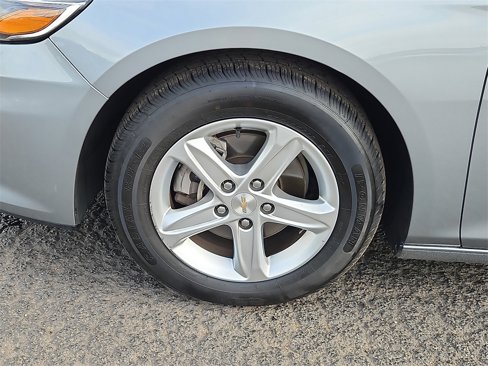 Used 2023 Chevrolet Malibu LT image 13