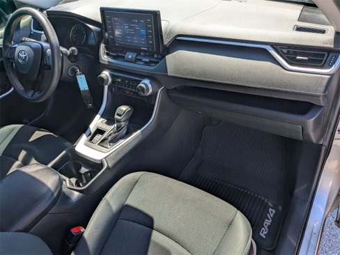 Used 2020 Toyota RAV4 LE image 20