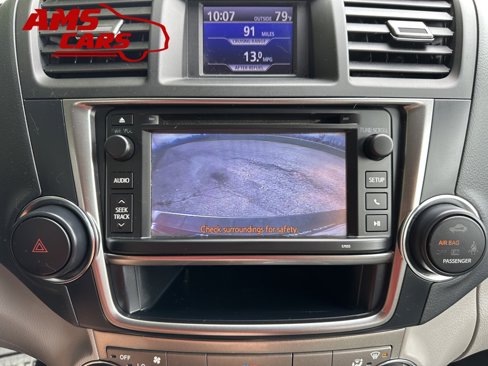 Used 2013 Toyota Highlander Plus image 29