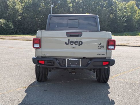 Used 2020 Jeep Gladiator Sport w/ Quick Order Package 24S image 5