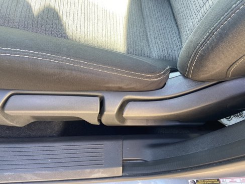 Used 2021 Nissan Rogue S image 10