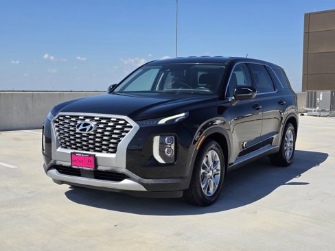 Used 2022 Hyundai Palisade SE w/ Cargo Package image 2