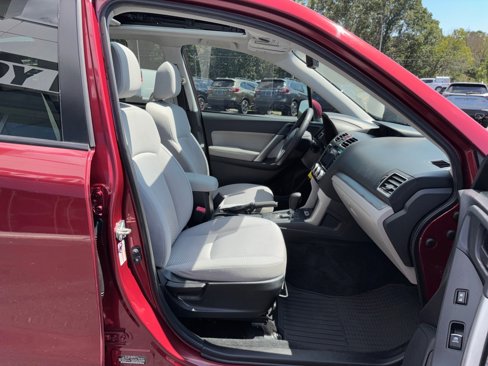 Used 2017 Subaru Forester 2.5i Premium w/ All-Weather Package image 44