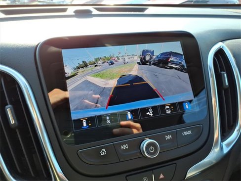 Used 2022 Chevrolet Equinox LT image 36
