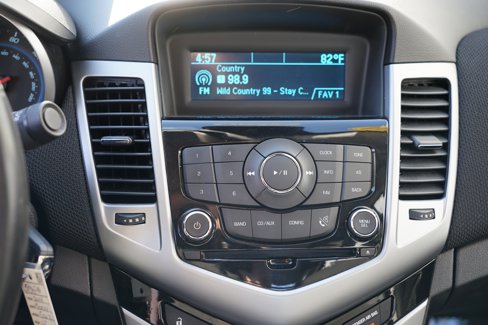 Used 2014 Chevrolet Cruze LT image 22