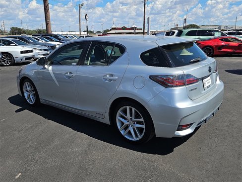 Used 2015 Lexus CT 200h w/ Seat Comfort Package image 4
