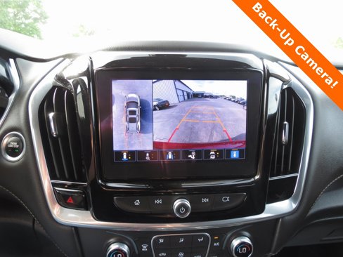 Used 2022 Chevrolet Traverse LT w/ LT Premium Package image 25