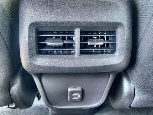 Used 2022 Chevrolet Equinox LT w/ LPO, Cargo Package image 21