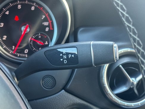 Used 2018 Mercedes-Benz CLA 250 image 21