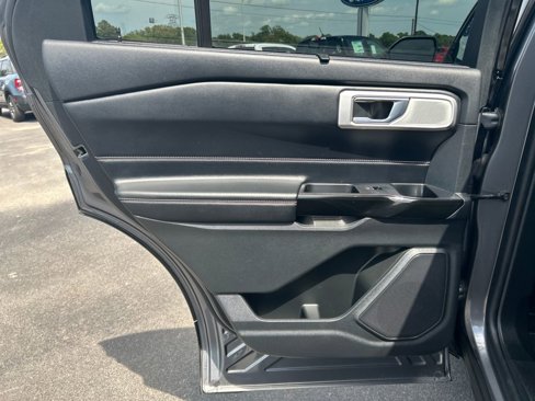 Certified 2022 Ford Explorer ST w/ Equipment Group 401A image 27