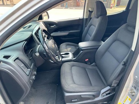 Used 2020 Chevrolet Colorado LT image 13