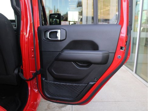 Used 2021 Jeep Gladiator Overland image 27