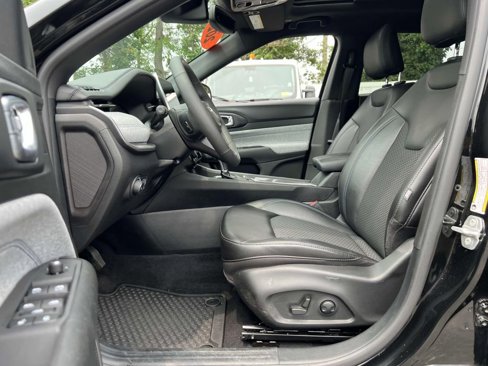 Used 2023 Jeep Compass Latitude w/ Sun and Sound Group image 12