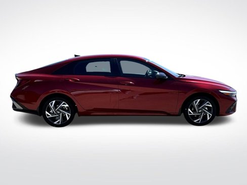 New 2025 Hyundai Elantra Sport image 5