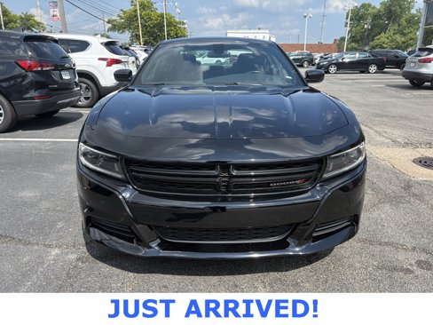 Used 2023 Dodge Charger SXT image 2