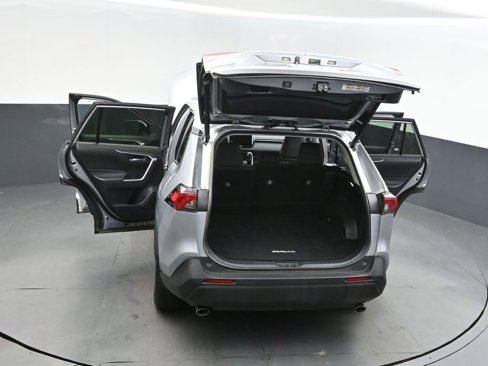 Used 2023 Toyota RAV4 XLE image 48
