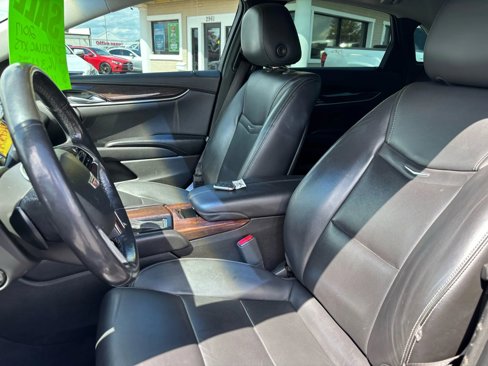 Used 2017 Cadillac XTS Luxury image 5