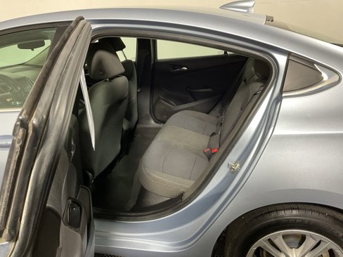 Used 2017 Chevrolet Cruze LT w/ Convenience Package image 26