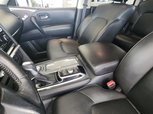 Used 2021 Nissan Armada SV image 38