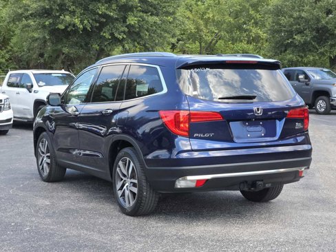 Used 2017 Honda Pilot Touring image 5